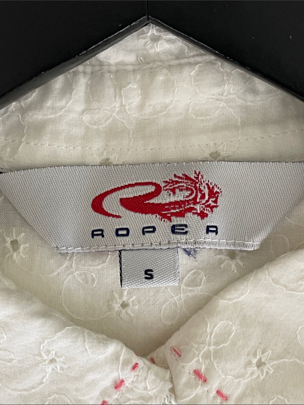 Roper White Eyelet Button-Down Shirt with Pink Floral Embroidery - Picture 6 of 8